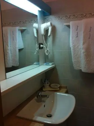 Superior Üç Kişilik Oda, Dağ Manzaralı