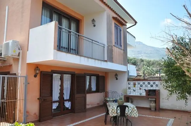 Apart Daire, Ortak Banyo, Bahçe Manzaralı (Villa Giusy Open Space)