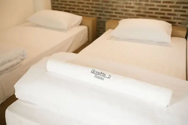 Private Twin Bed