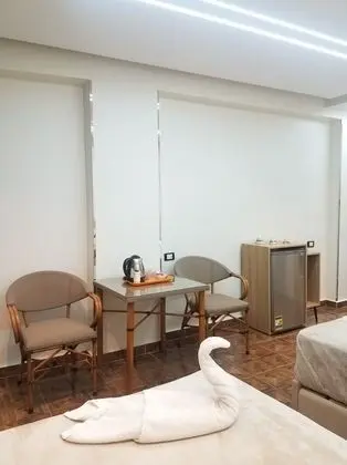 Double Room, Pyramids View