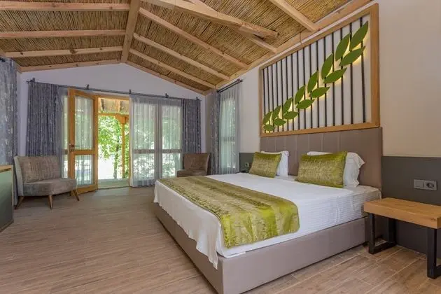 Deluxe Bungalov, Balkon/Veranda, Bahçe Manzaralı