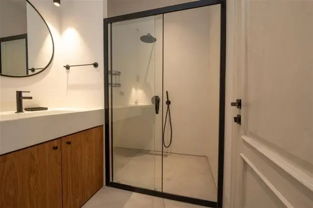Deluxe Aile Suiti, Simge Yapı Manzaralı, Balkonlu