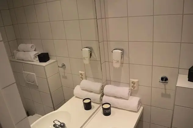 Tek Büyük Yataklı Oda (1)