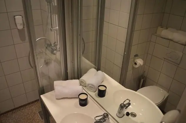 Tek Büyük Yataklı Oda, Anti Alerjik (7)