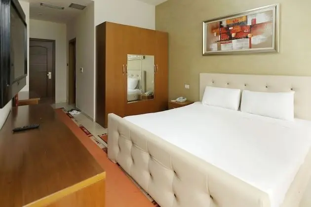 Comfort Tek Büyük Yataklı Oda, Sigara İçilebilir, Dağ Manzaralı