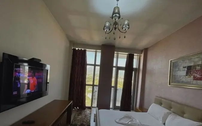 Comfort Tek Büyük Yataklı Oda, Sigara İçilebilir, Dağ Manzaralı