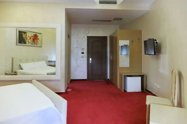 Comfort Tek Büyük Yataklı Oda, Sigara İçilebilir, Dağ Manzaralı