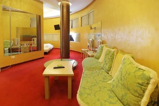 Deluxe Stüdyo Süit, 1 En Büyük (King) Boy Yatak, Sigara İçilebilir, Dağ Manzaralı