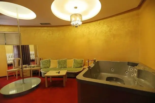 Deluxe Stüdyo Süit, 1 En Büyük (King) Boy Yatak, Sigara İçilebilir, Dağ Manzaralı