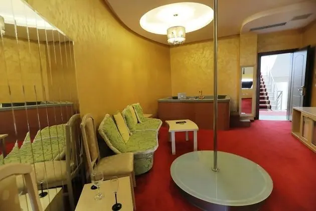 Deluxe Stüdyo Süit, 1 En Büyük (King) Boy Yatak, Sigara İçilebilir, Dağ Manzaralı