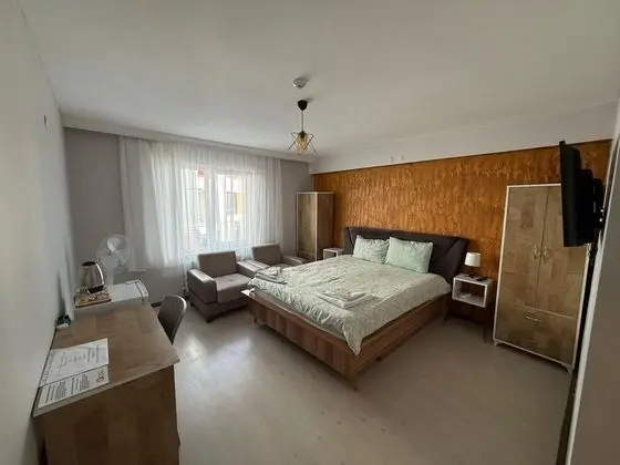 Standart Oda,Bahçe veya Sokak Manzaralı,1. Kat