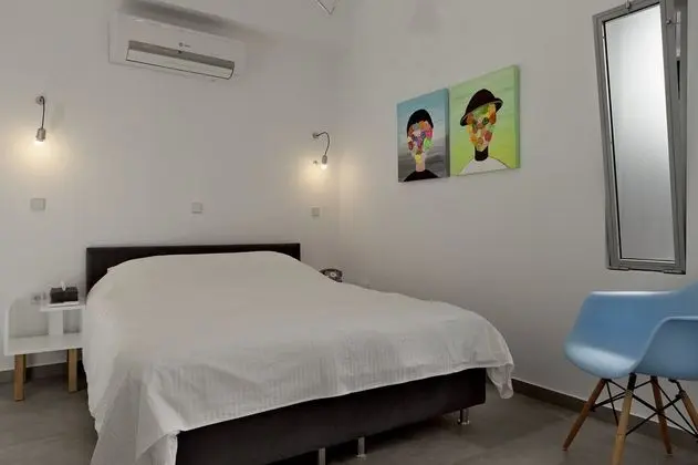 Dört Kişilik Oda, Şehir Manzaralı