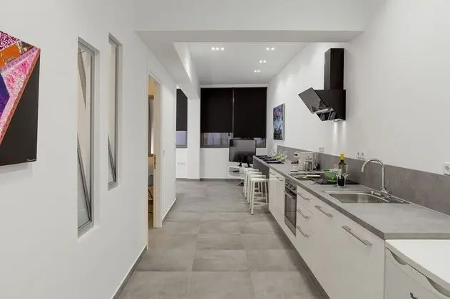 Dört Kişilik Oda, Şehir Manzaralı