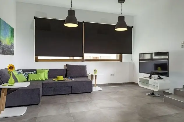 Dört Kişilik Oda, Şehir Manzaralı