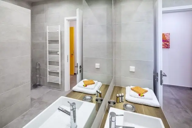 Tek Büyük Yataklı Oda, Şehir Manzaralı