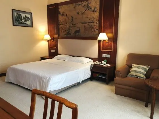 Standard Oda (Noise-free rooms not guaranteed)