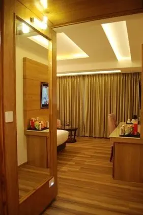 Luxury Tek Büyük Yataklı Oda, Şehir Manzaralı
