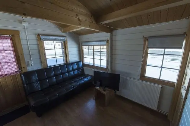 Kır Evi (Shared Shower)