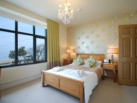 Luxury Tek Büyük Yataklı Oda, Banyolu/Duşlu, Deniz Manzaralı (Full front sea view)