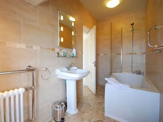 Luxury Tek Büyük Yataklı Oda, Banyolu/Duşlu, Deniz Manzaralı (Full front sea view)