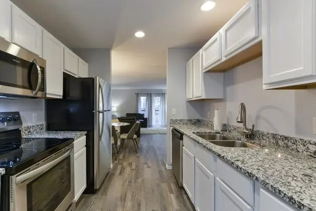 Daire (Glam R Us - Just remodeled - Pool - F)