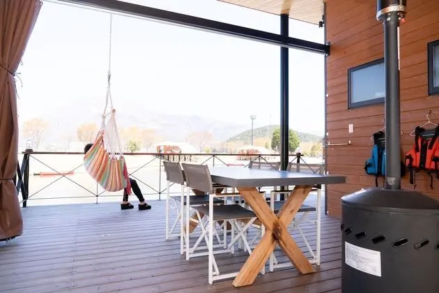 Luxury Kulübe (Wood)