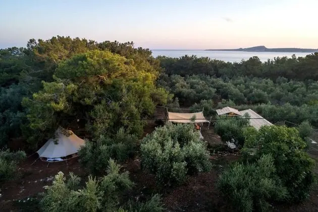 Kır Evi, 1 Büyük (Queen) Boy Yatak