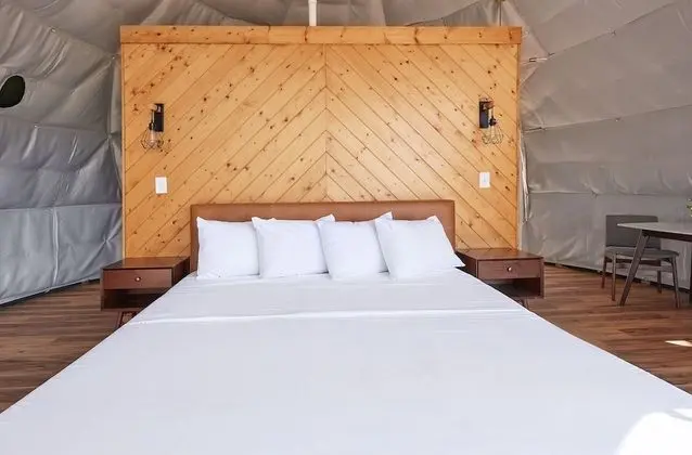 Deluxe Kulübe