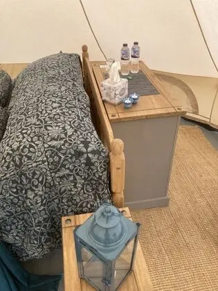 Kulübe, 1 En Büyük (King) Boy Yatak