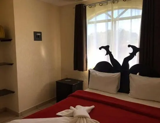 Suite 6A