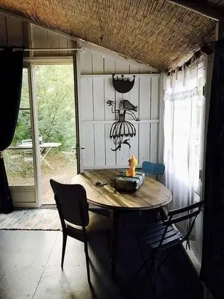 Classic Kulübe, 1 Büyük (Queen) Boy Yatak