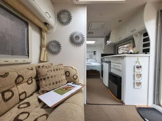 Standard Karavan, Banyolu/Duşlu (Nayeli)