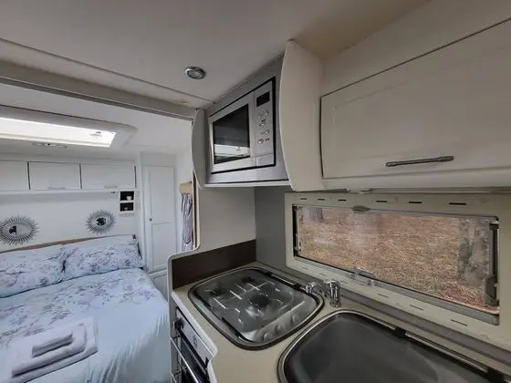 Standard Karavan, Banyolu/Duşlu (Nayeli)