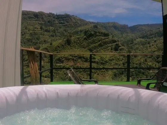 Özel spa küveti