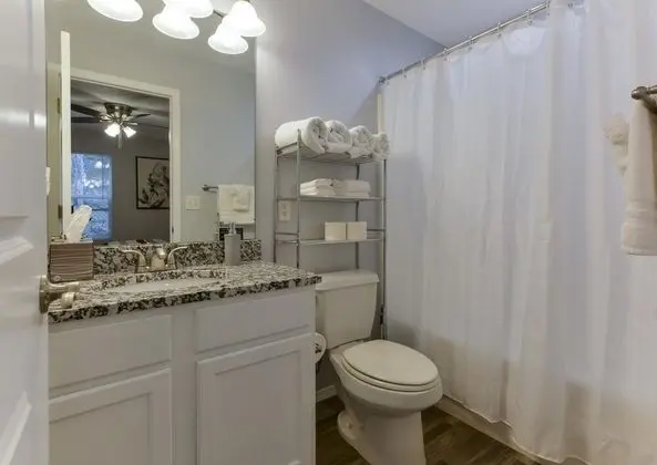 Daire (GlamRus Digs- Sleeps 16+ - Perfect lo)
