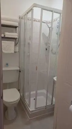 Basic Tek Büyük Yataklı Oda, Banyolu/Duşlu (Room 1 - Compact)