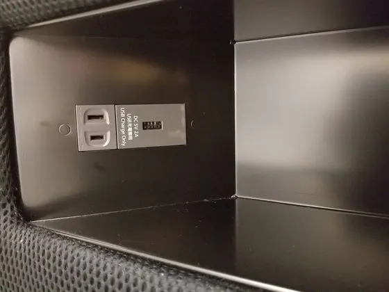 Standard Kulübe, Sadece kadınlar için (Standard Capsule)