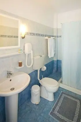 Classic Tek Büyük veya İki Ayrı Yataklı Oda