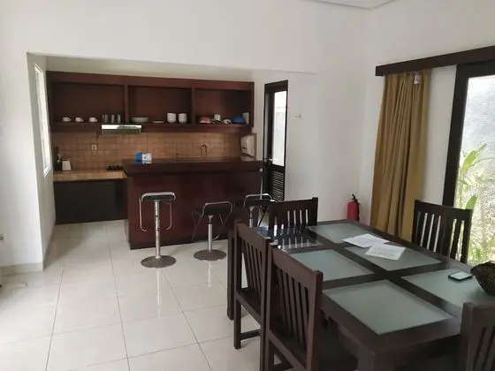 Deluxe Tek Büyük Yataklı Oda, 1 Yatak Odası, Sigara İçilmez, Havuz Manzaralı