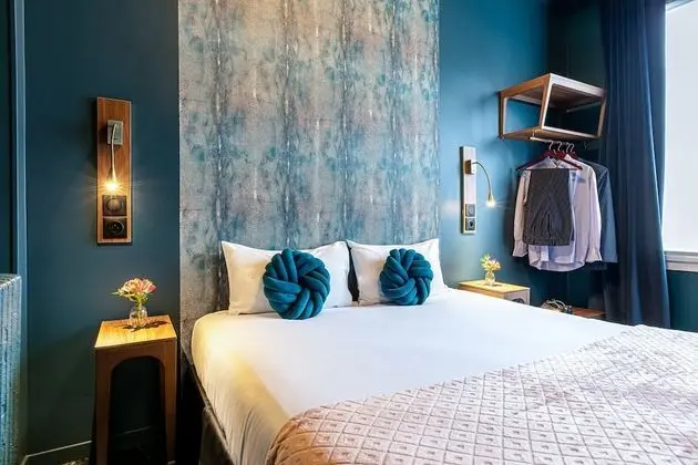 Classic Tek Büyük veya İki Ayrı Yataklı Oda