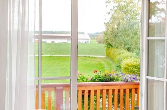 Deluxe Büyük Yataklı Tek Kişilik Oda, Balkon, Bahçe Manzaralı