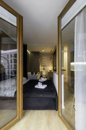 Superior Stüdyo Süit, Avlu Manzaralı (117)