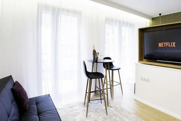 Superior Stüdyo Süit, Avlu Manzaralı (117)