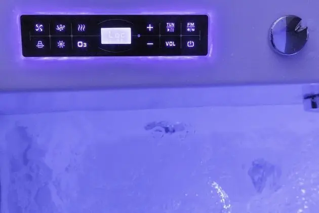 Superior Stüdyo Süit, Avlu Manzaralı (117)