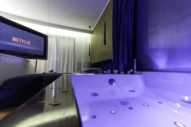 Superior Stüdyo Süit, Avlu Manzaralı (117)