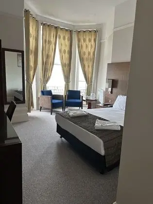 Tek Büyük Yataklı Oda, Deniz Manzaralı