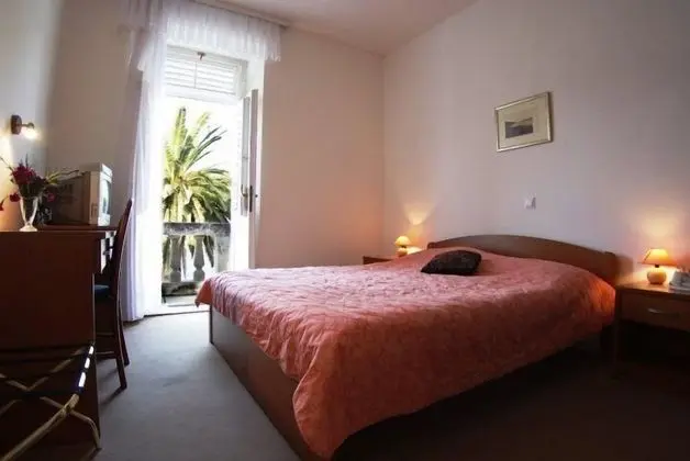 Romantic Tek Büyük Yataklı Oda, Balkon, Deniz Manzaralı