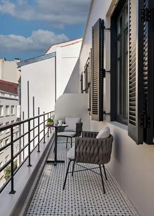 Superior, Şehir Manzaralı, Balkonlu