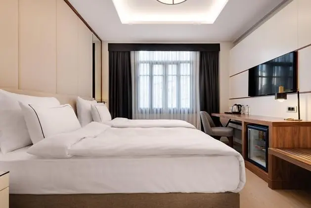 Twin, Şehir Manzaralı