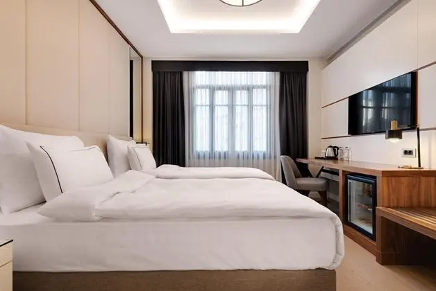 Twin,Şehir Manzaralı
